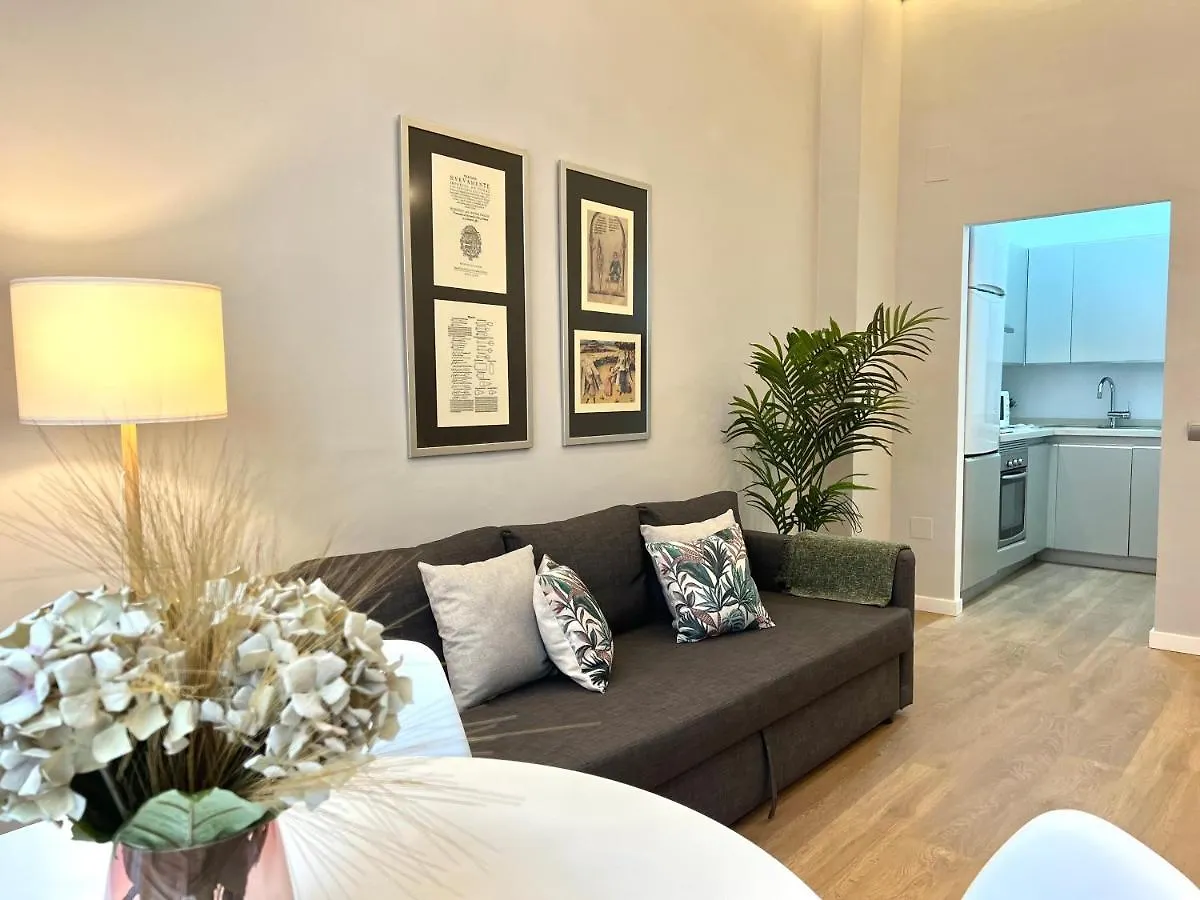 Guadiaro & Old Town With Patio By Ele Apartments Malaga
